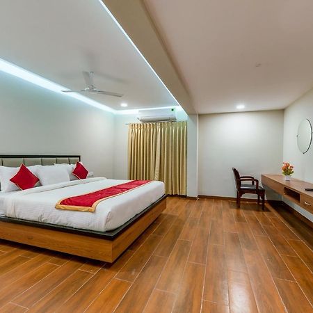 Vov Hotels Vijayapura Bijāpur 外观 照片