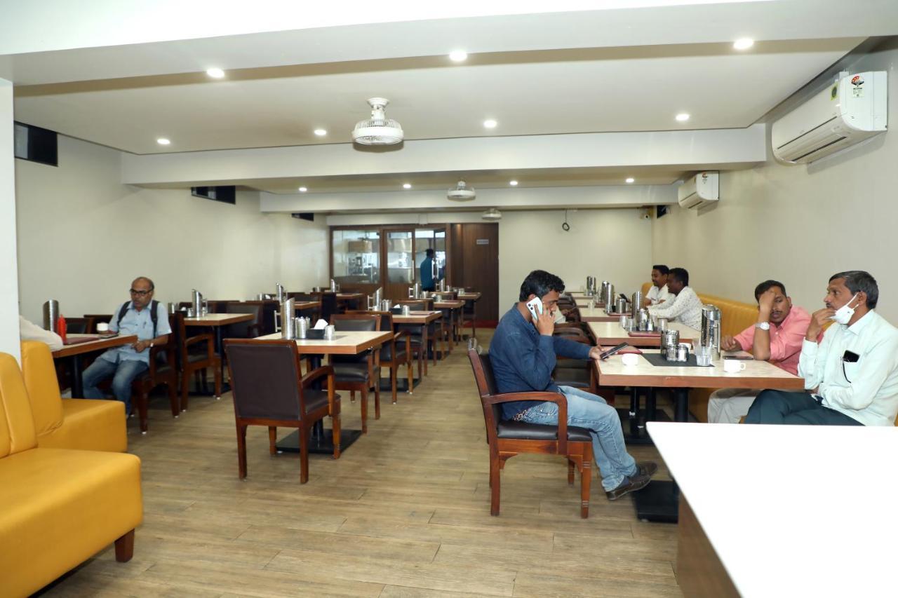 Vov Hotels Vijayapura Bijāpur 外观 照片