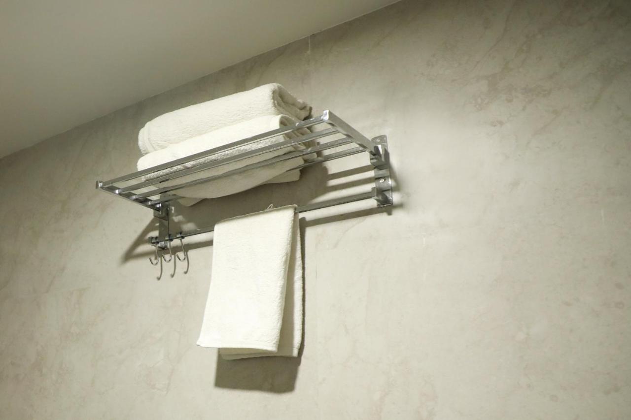 Vov Hotels Vijayapura Bijāpur 外观 照片